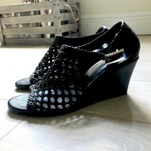 Brighton Black Genuine Leather SZ8 Wedges
